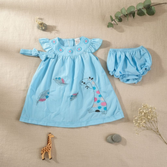 New Baby Girl Dress Set with matching headband underwear size 6 to 9 months - Picture 1 of 3